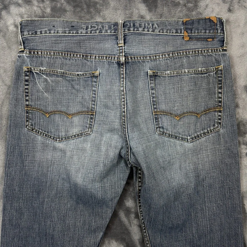 American Eagle Relaxed Jeans Mens 36x32 Blue Good Distressed Straight Leg Denim